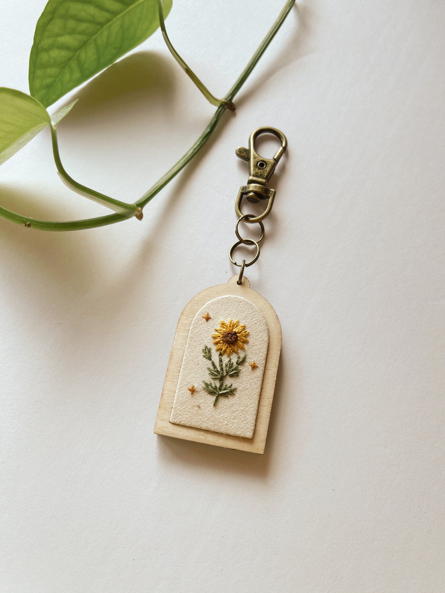 Small Oval Sunflower Keychain